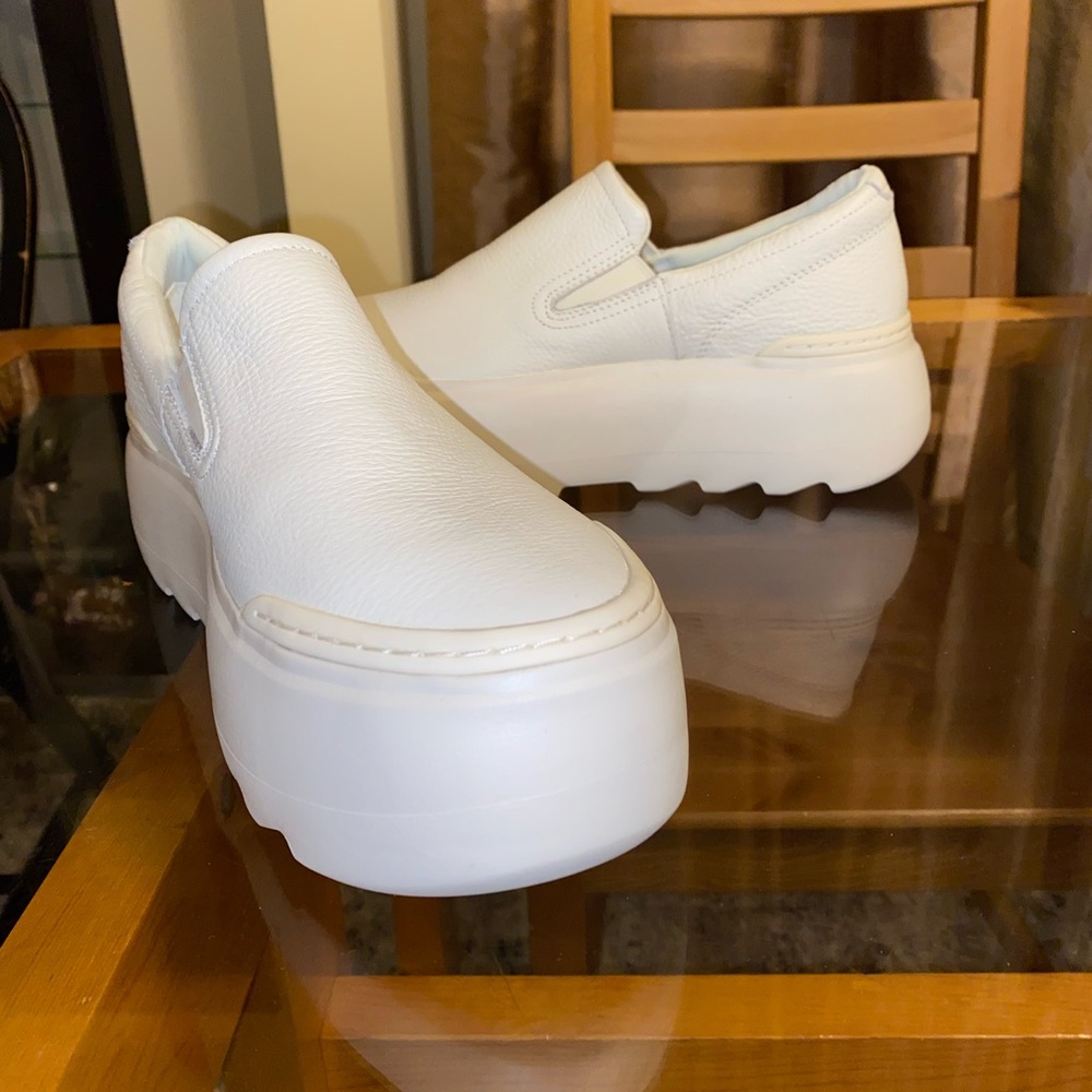 🎁UGG🎁MARIN PLATFORM RARE DISCONTINUED🎁